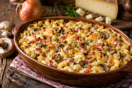 Macaroni des Alpages – gratiné aux lardons fumés, champignons & Tomme de Savoie